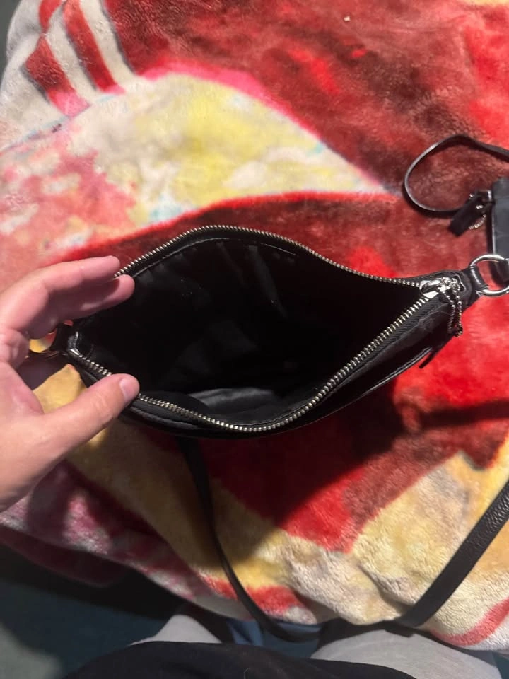 Coach wristlet and over the shoulder - photo 3