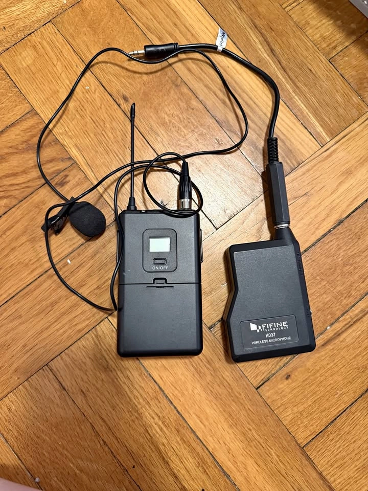 FIFINE K037B Wireless Microphone System
