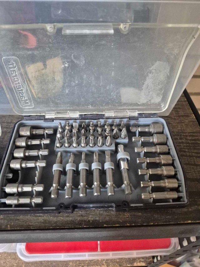 Mastercraft 44 pcs Screwdriver Bit Set - photo 2