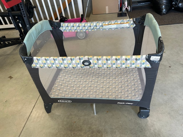 Graco Pack 'n Play - photo 3