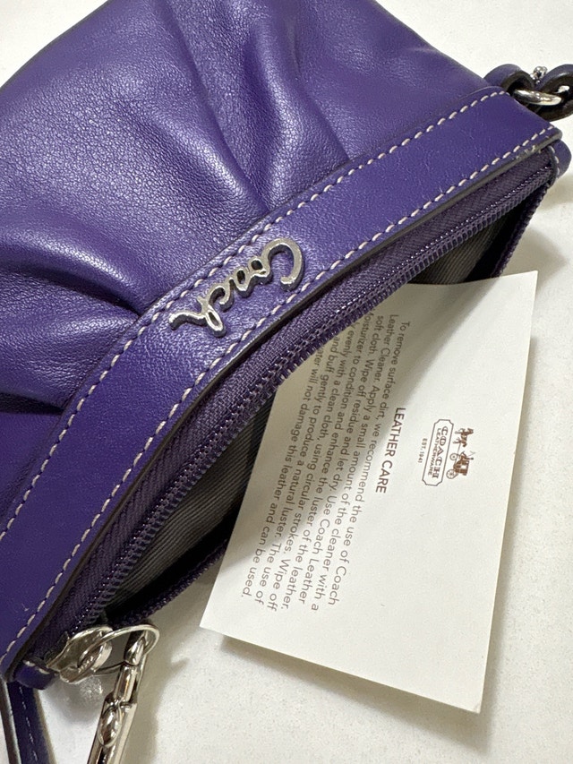Coach Wristlet - photo 3