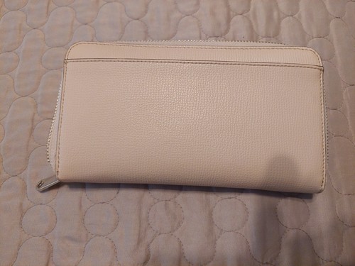 Henri BENDEL New York Zip Around Clutch - photo 2