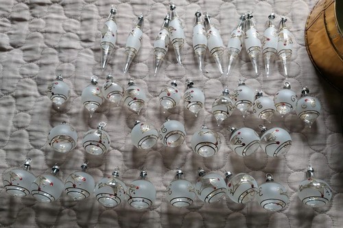 38 Glass Miniature Ornaments In 3 Different Shapes - photo 3