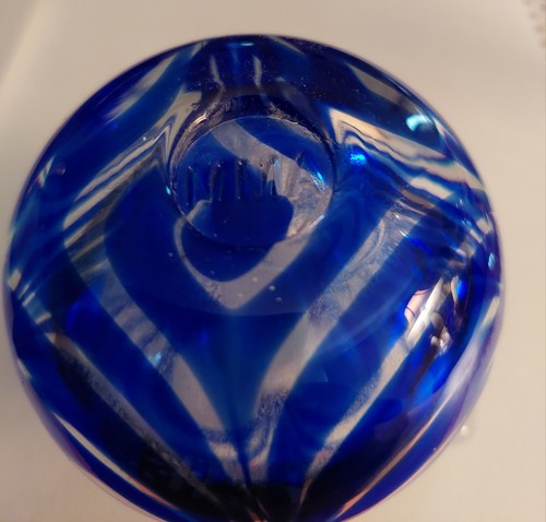 Two Gorgeous Perfume Bottles. One MMA, The Other ONEIDA - photo 4