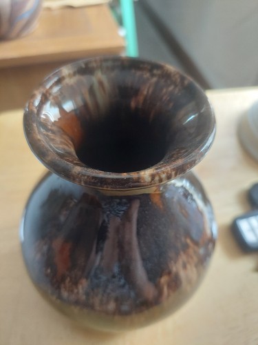 Vintage McCoy Vase #731, Mottled Browns, Gloss Finish - photo 3