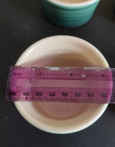 4 Le Creuset Cupcake Size Ramekins - photo 2