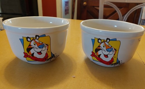 2 Kellogg Tony The Tiger Cereal Bowls 2001