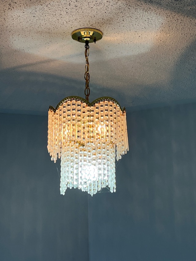 Crystal Tiered Chandelier(s) 1 double and 4 single tiers