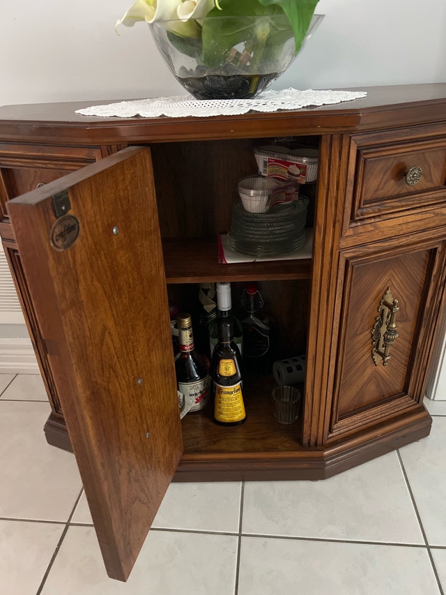 Craftmark Sideboard - photo 2