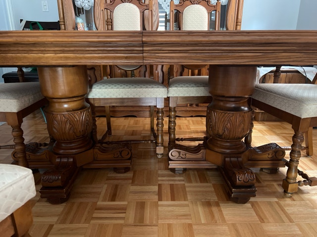 Oak Dining Room Set - photo 2