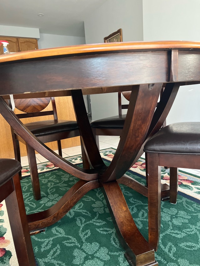 Dining Table - photo 3