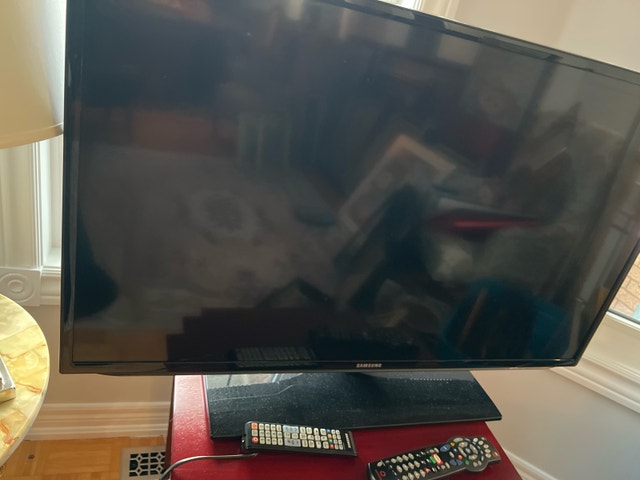 Samsung 40-inch LED Television