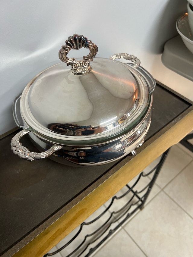 Rogers Silverplate Casserole Dish - photo 2
