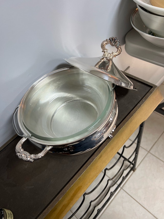 Rogers Silverplate Casserole Dish - photo 3