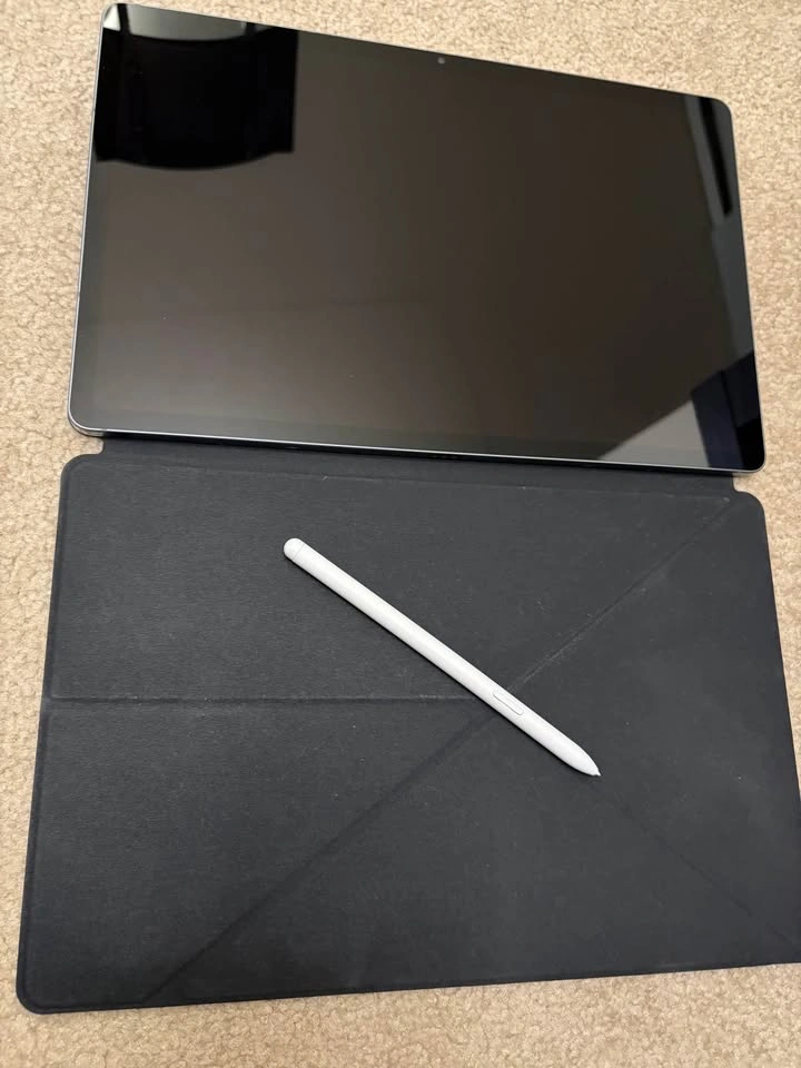 Samsung Galaxy Tab S9 FE+ 128GB with S-Pen and Case - photo 5