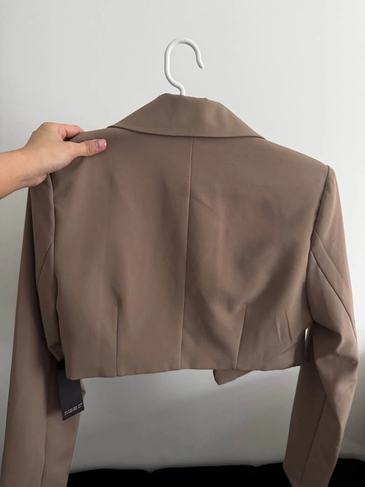 Forever 21 Cropped Blazer Size M - photo 3