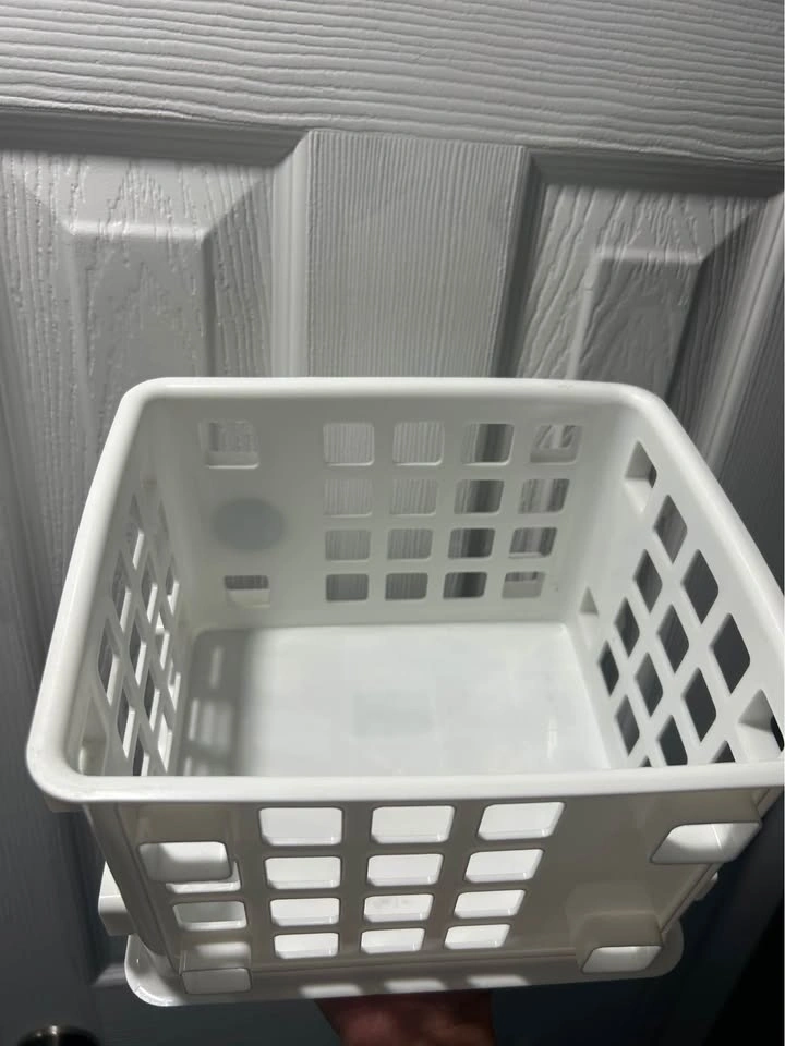 White Plastic Storage Basket - photo 2