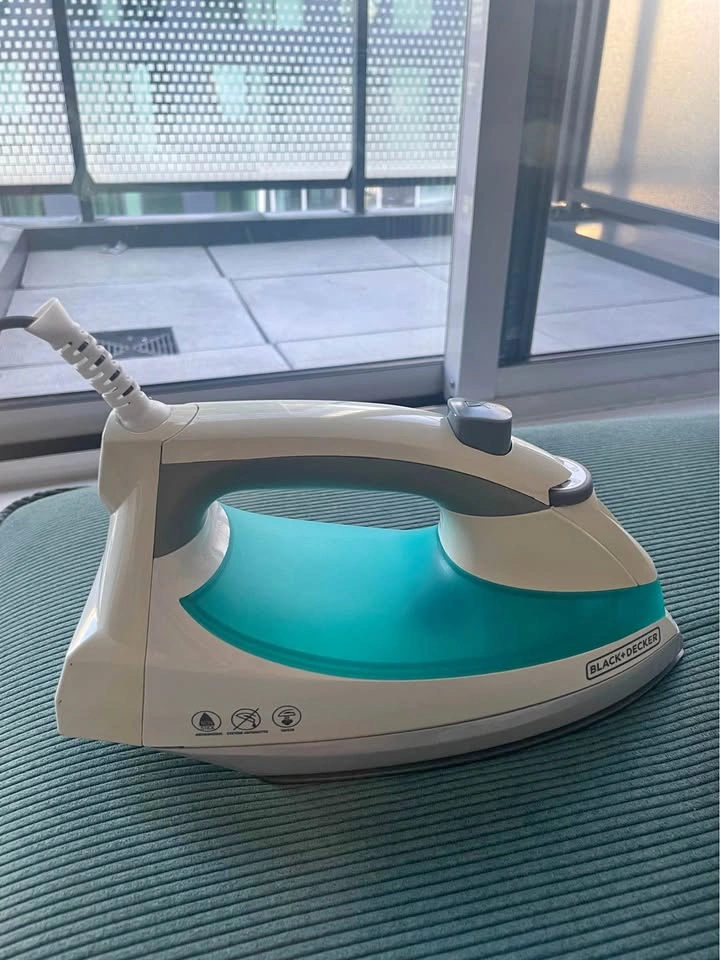 Black+Decker Steam Iron