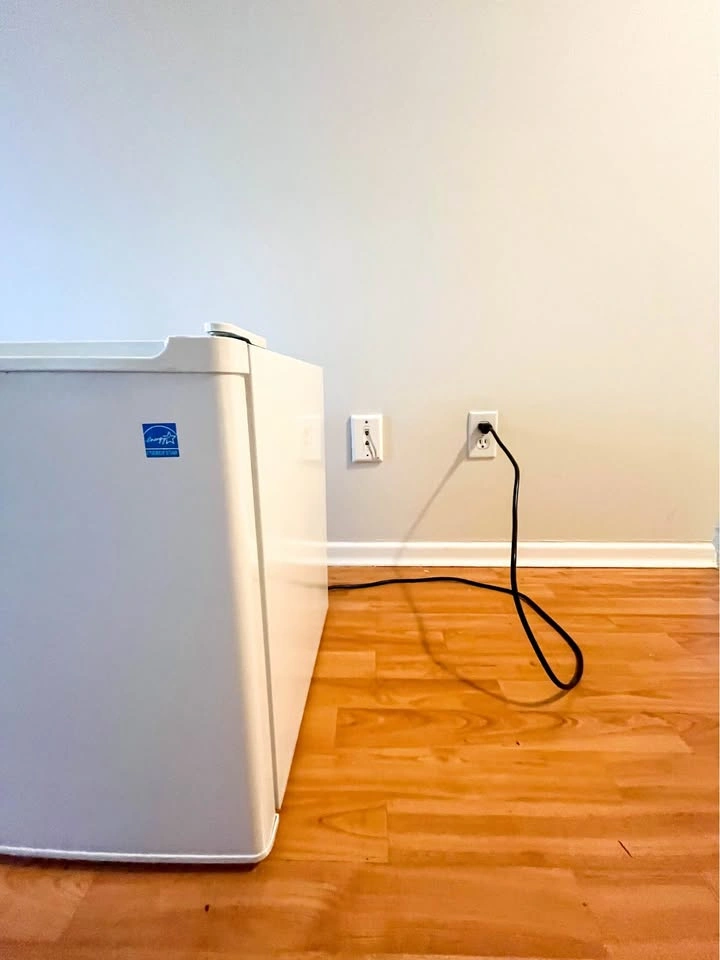 Mini fridge - Hamilton Beach - photo 5