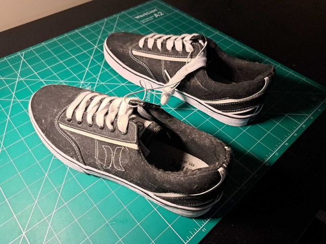 Un-used pair of Hurley Sneakers (Size 10 men's) - photo 2
