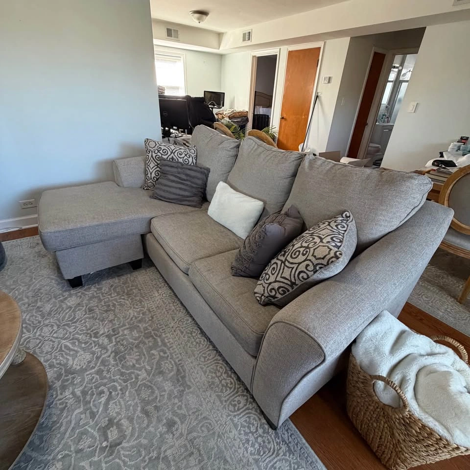Ashley Furniture sofa bed with chaise - photo 2