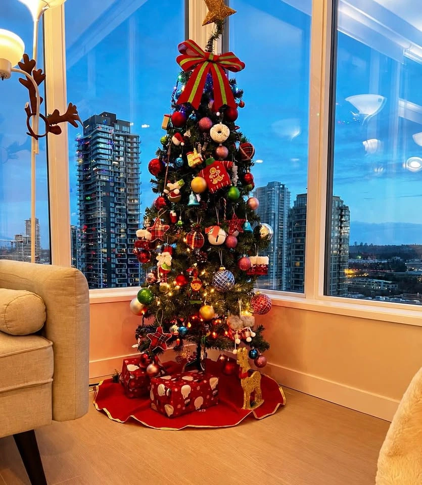 Slim Artificial Christmas Tree- 6ft - photo 2