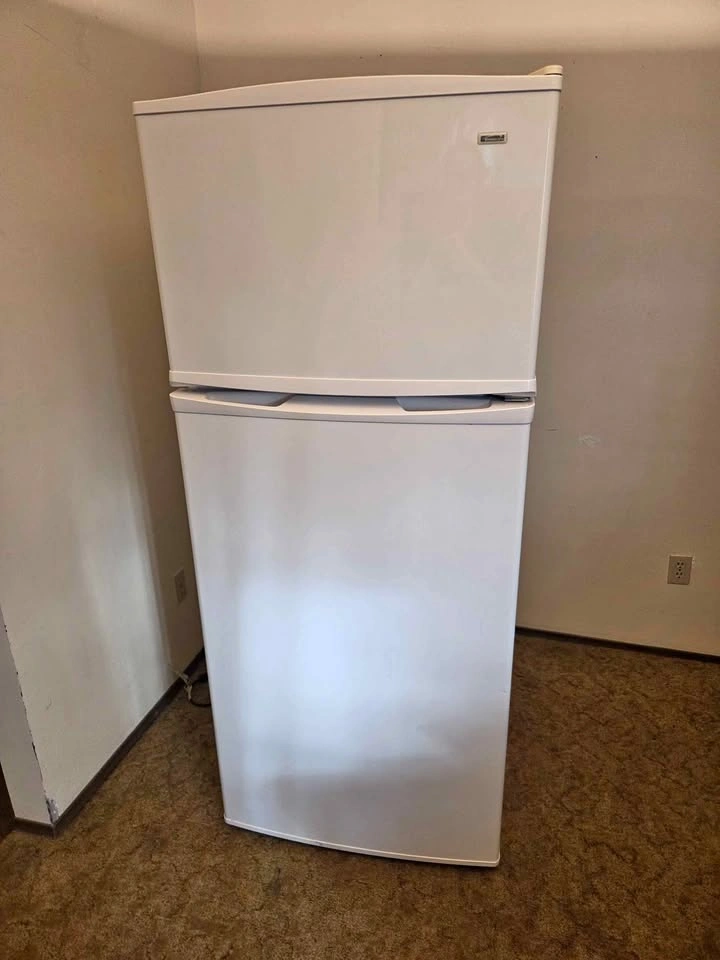 White Kenmore Refrigerator Delivery Available