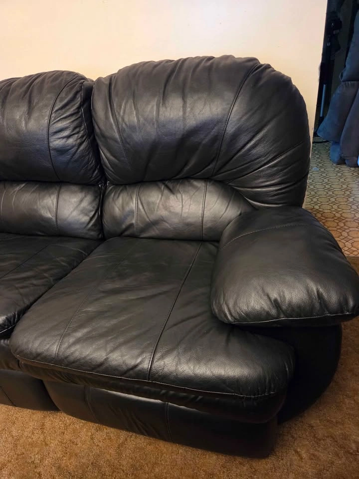Black Leather Recliner Sofa Delivery Available - photo 5