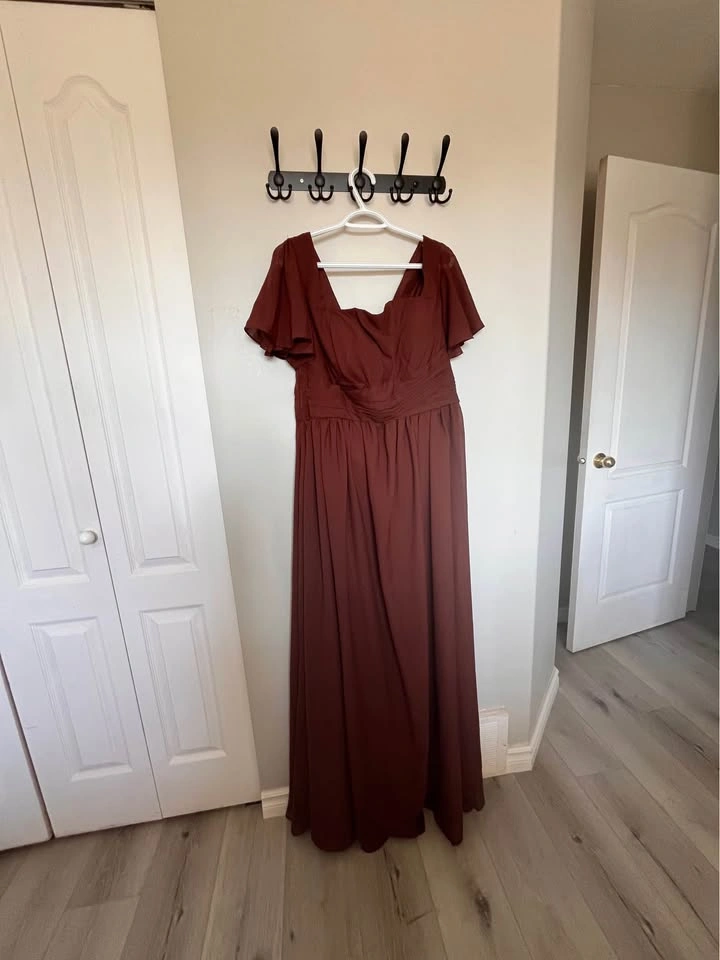Fully lined chocolate brown full length dress - photo 2