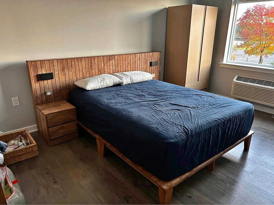 Queen size mattress and bed frame with 2 side tables