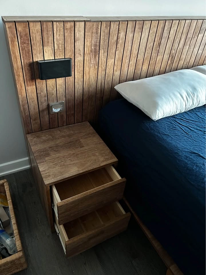 Queen size mattress and bed frame with 2 side tables - photo 2