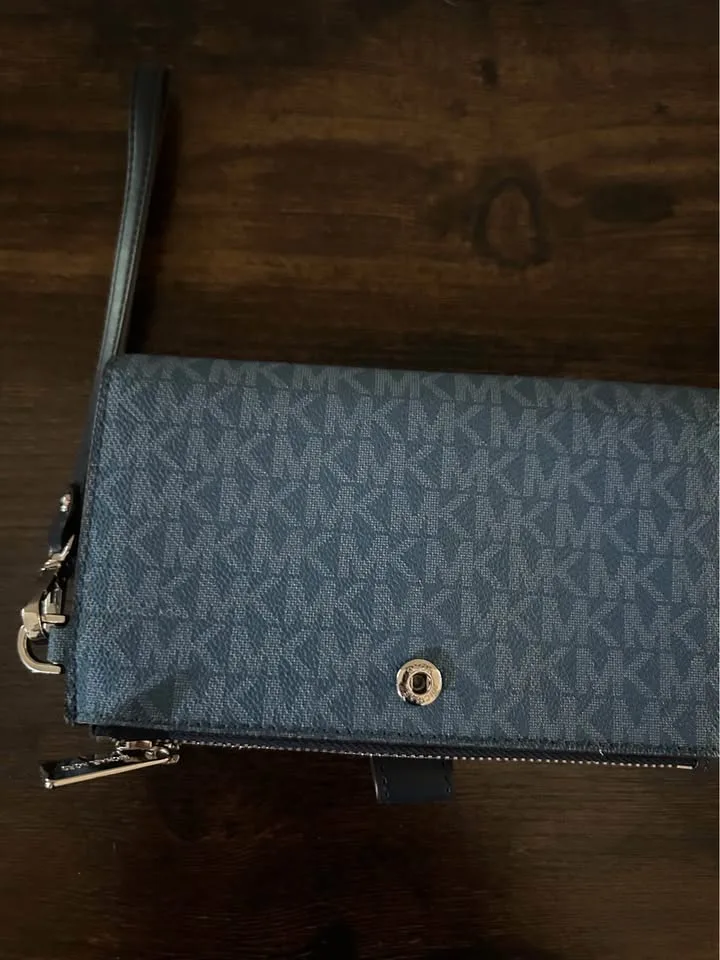 Brand New M.K. Wallet image indicator(3)