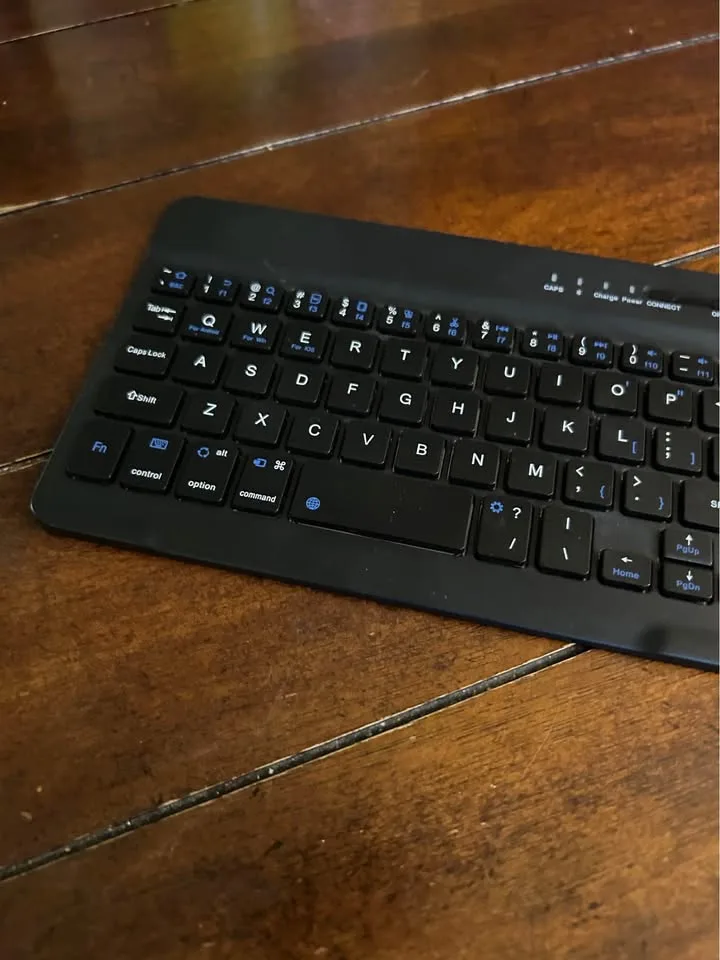 Bluetooth Keyboard (Wireless) image indicator(3)