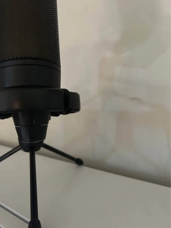 Microphone for Music or Podcasting image indicator(4)