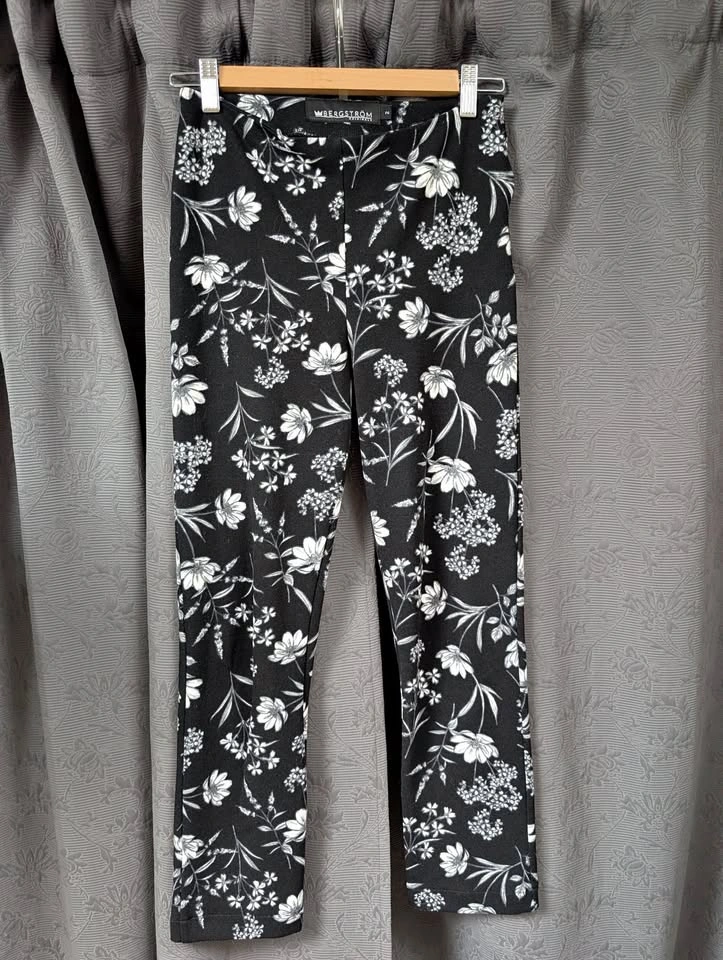 Floral Capris