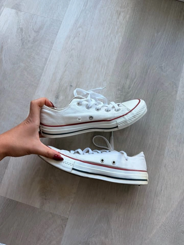 CONVERSE White Low Tops - photo 2