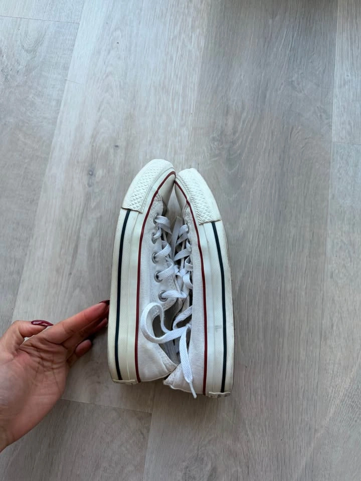 CONVERSE White Low Tops - photo 4