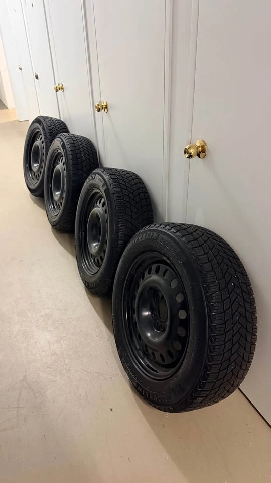 Michelin X-Ice Snow 225/60R17 Winter Tires + 17” Steel Rims - photo 4