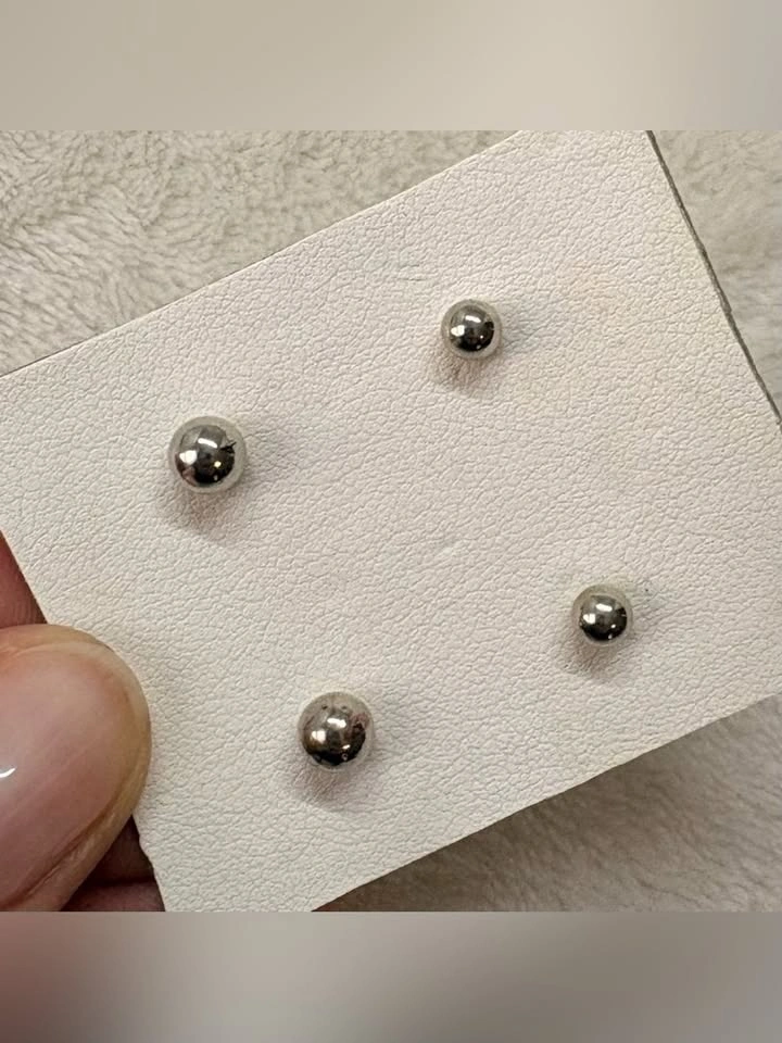 Silver Tone Ball Stud Earrings Two Sizes Set Minimalist Jewelry - photo 3