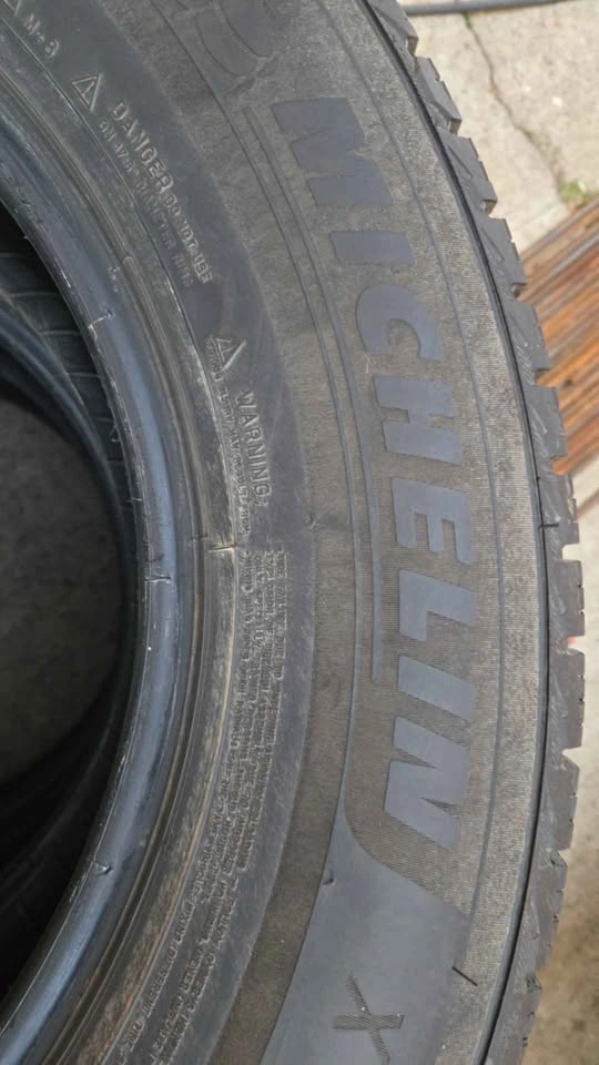 Michelin X-Ice Snow SUV 235/65R17 Tire - photo 4
