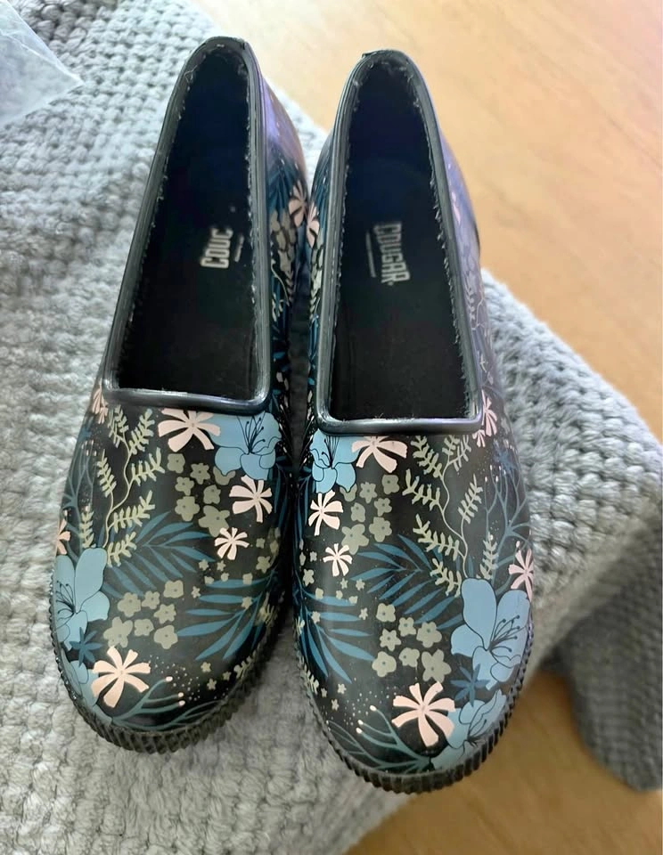 Cougar Floral Rain Shoes