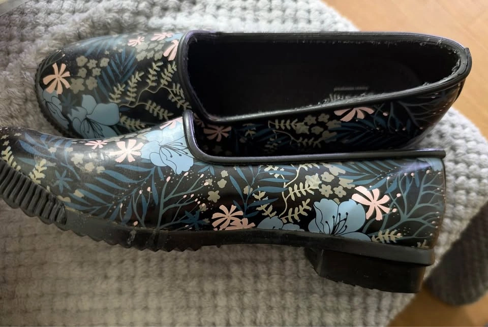 Cougar Floral Rain Shoes - photo 2