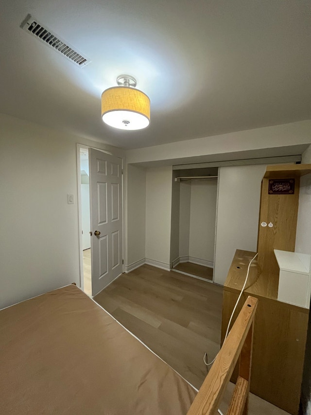 1 Bed 1 Bath Basement Apartment - photo 5