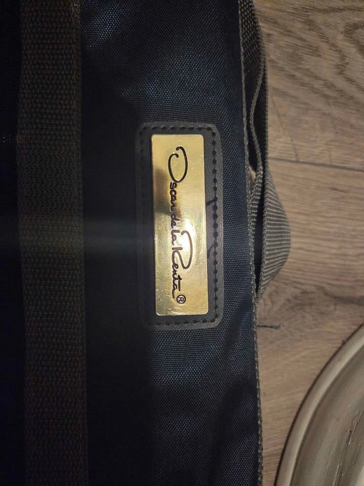 Oscar de la Renta Garment Bag - photo 3