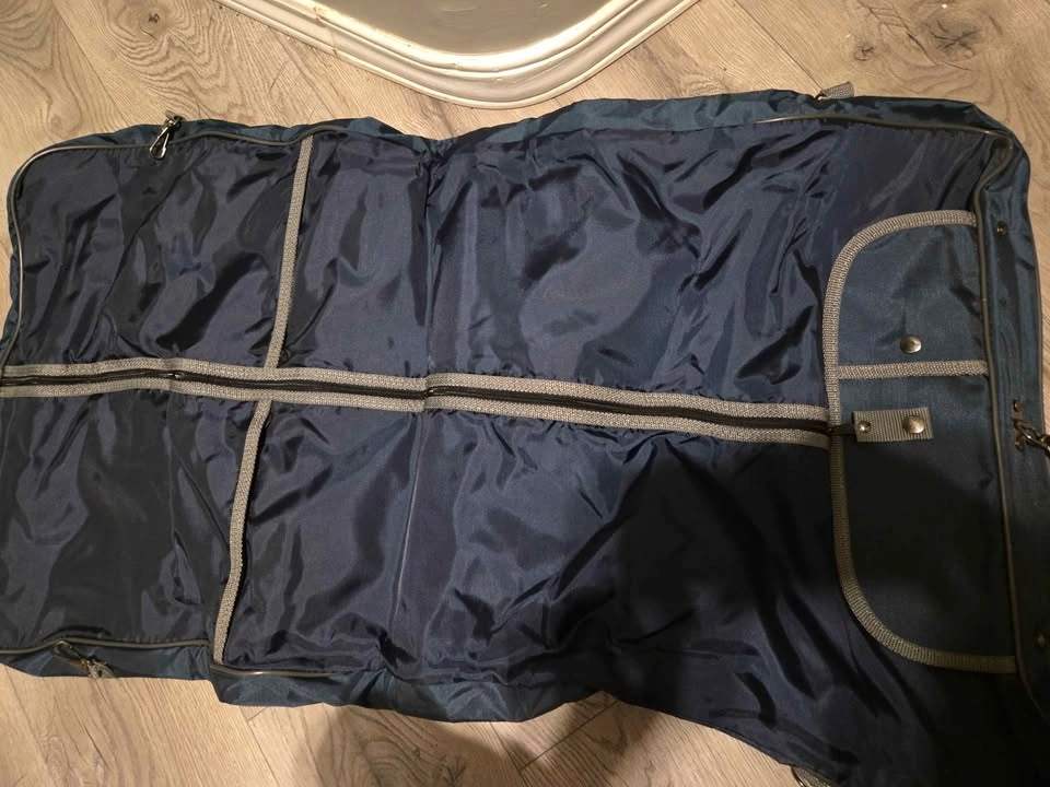 Oscar de la Renta Garment Bag - photo 4