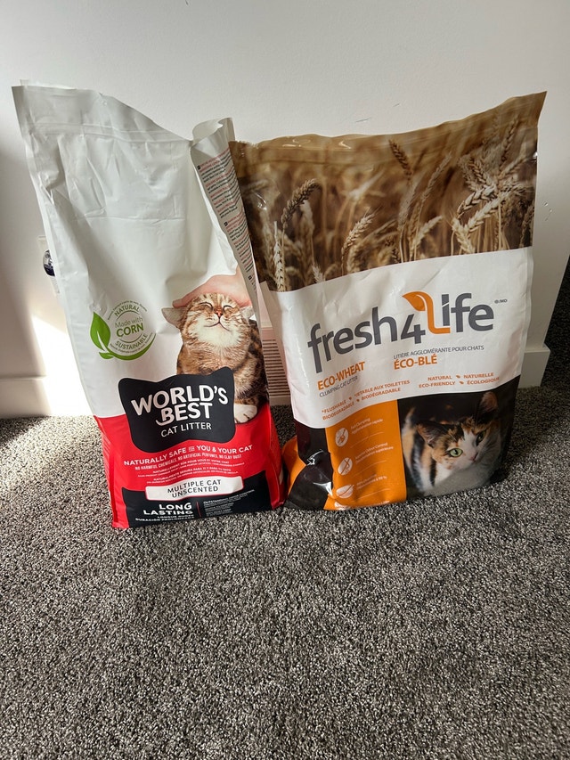 Cat Tree/ Litter Box/ Litter - photo 4
