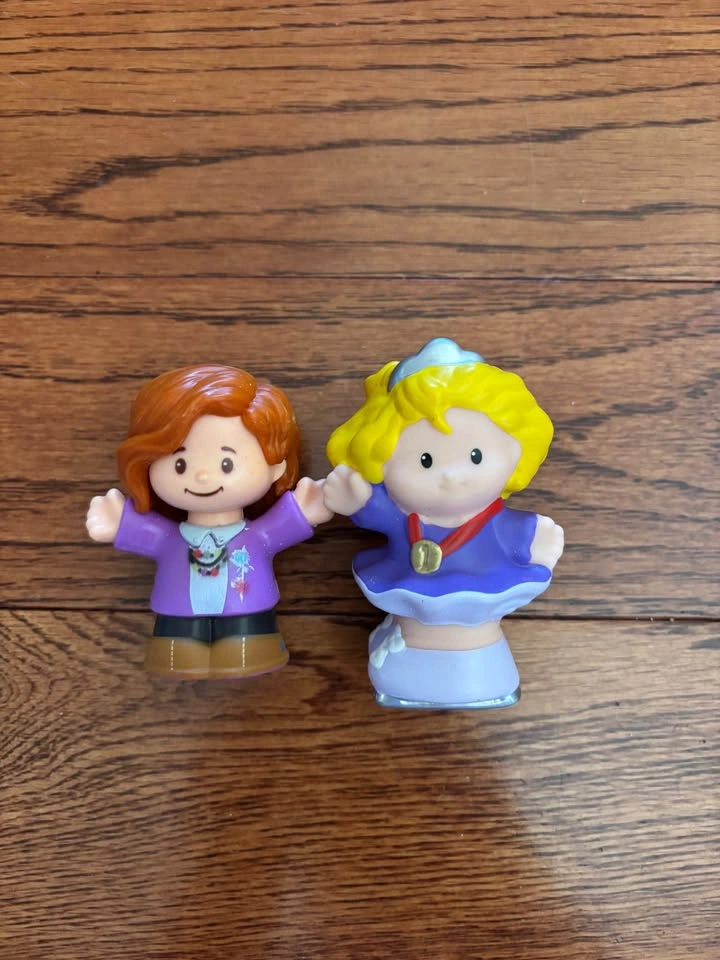 Title people figures - photo 2