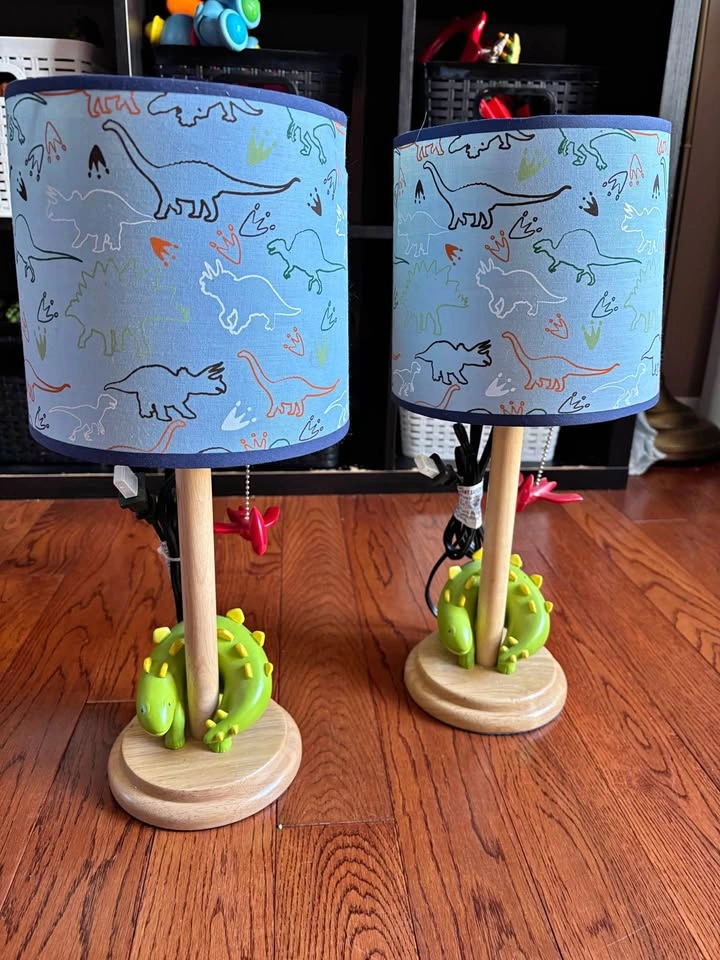 Dino lamps
