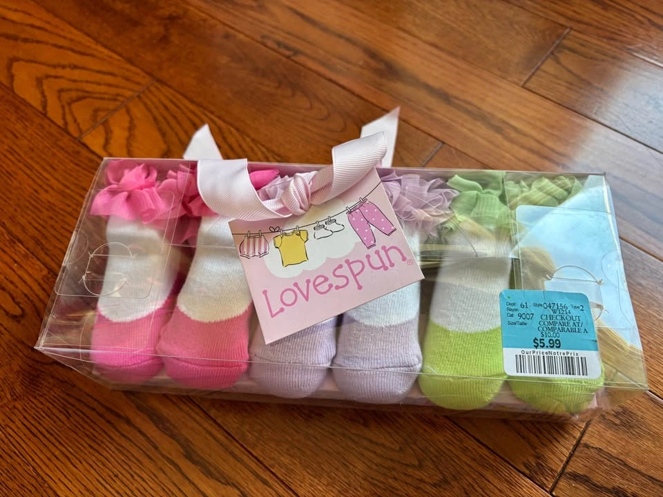 Newborn girl ruffle socks - photo 2