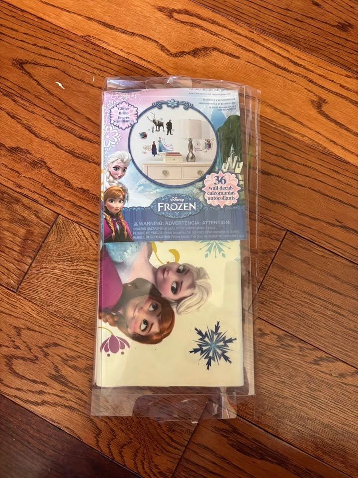 Frozen wall decals - photo 2